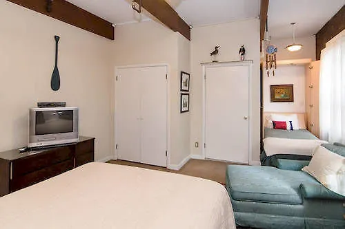 The Townhouse Inn Of Chelsea New York Hotel