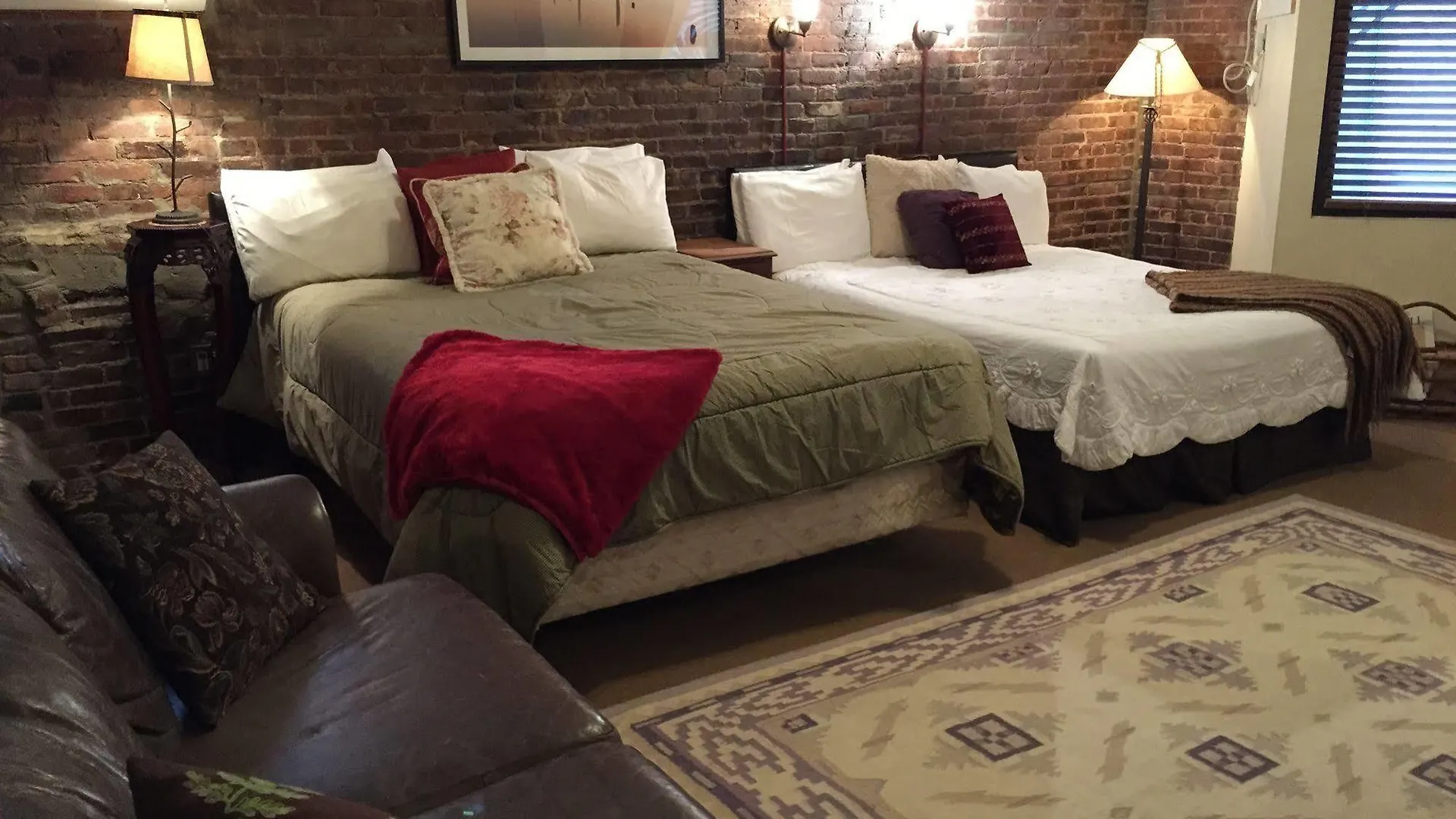 *** Hotel The Townhouse Inn Of Chelsea New York United States