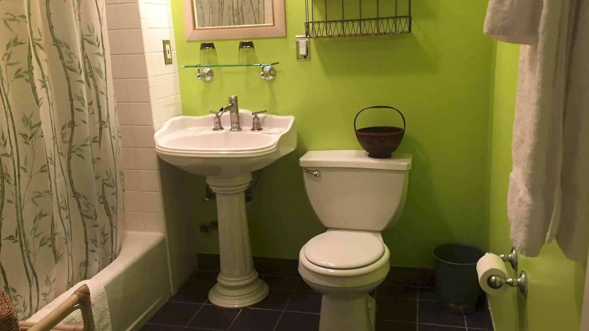 *** Hotel The Townhouse Inn Of Chelsea New York United States